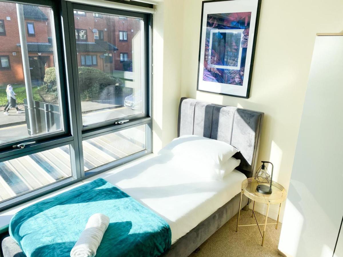 Tudors Esuites House City Centre Netflix Birmingham Kültér fotó