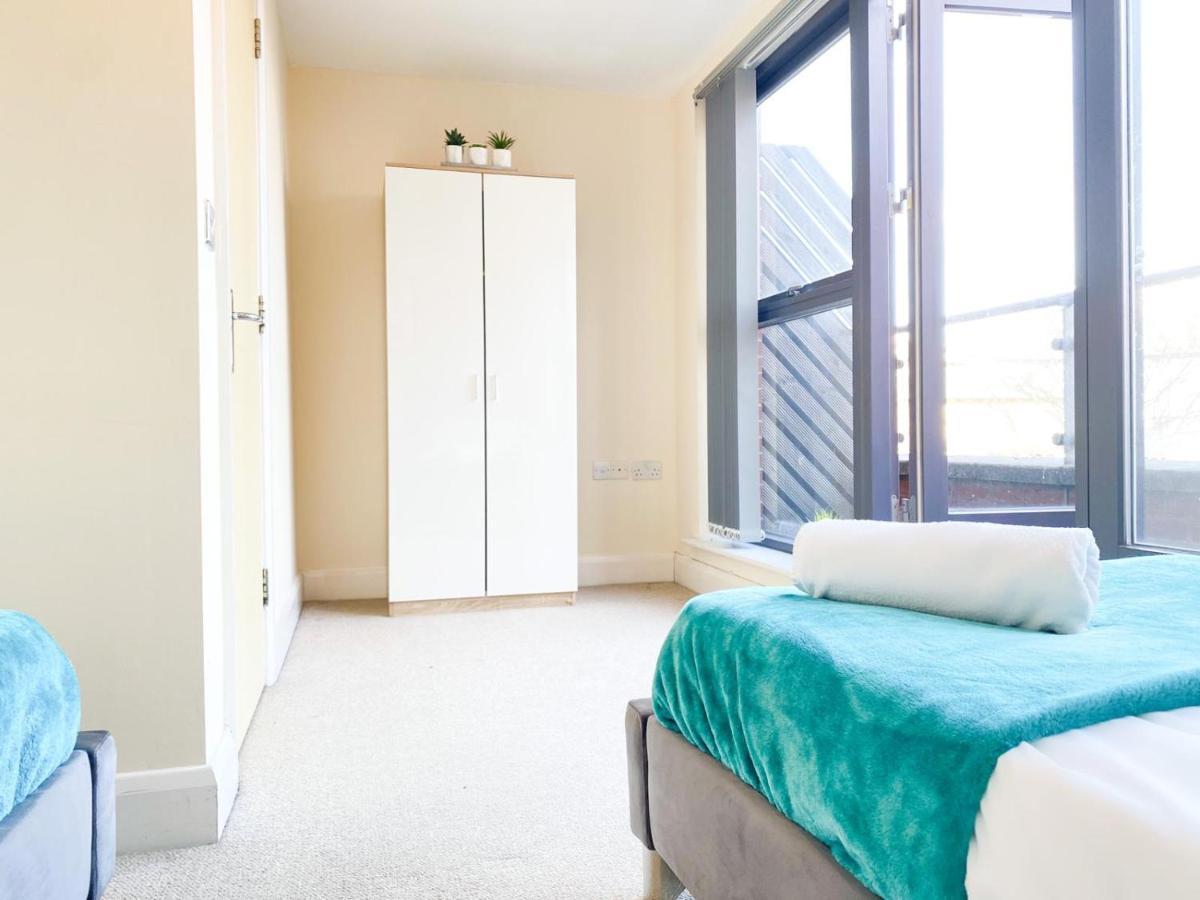 Tudors Esuites House City Centre Netflix Birmingham Kültér fotó