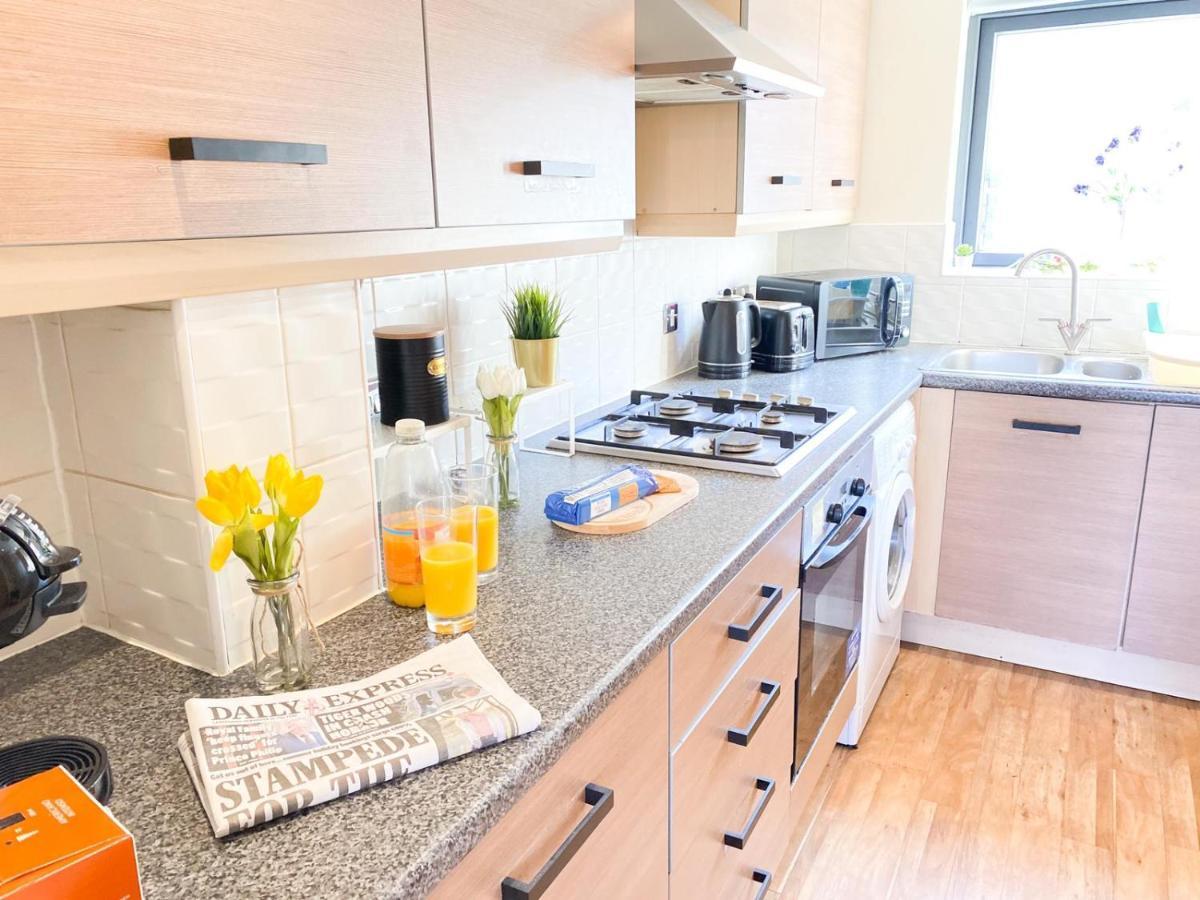 Tudors Esuites House City Centre Netflix Birmingham Kültér fotó